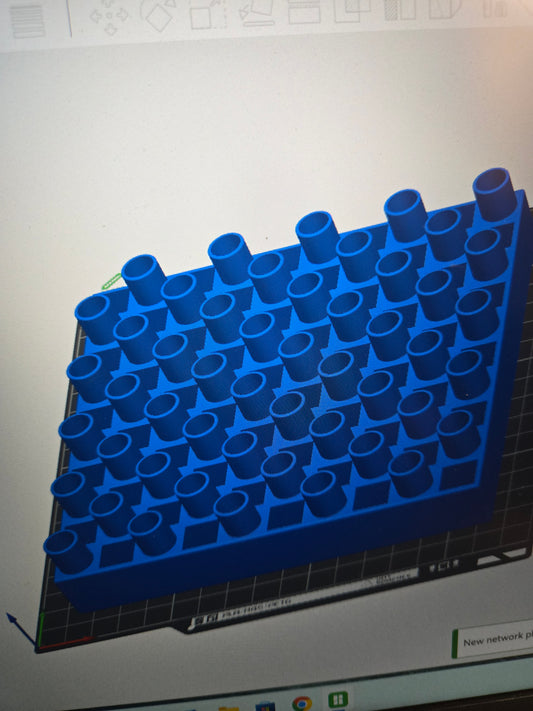 Small universal reloading tray