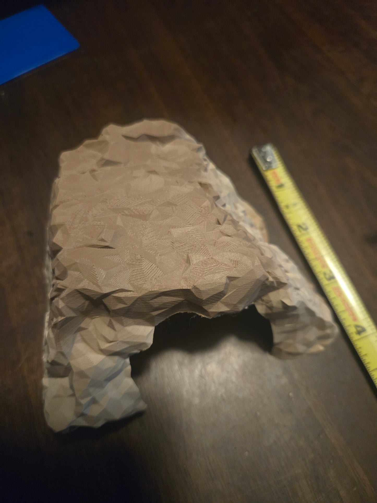 Reptile cave pla rock