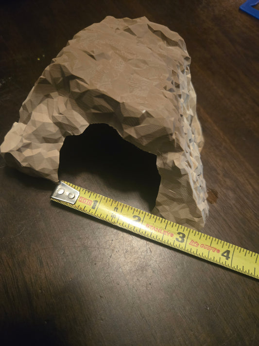 Reptile cave pla rock